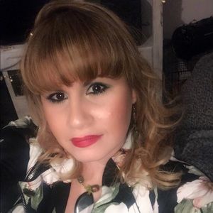 Meet your Posher, Griselda